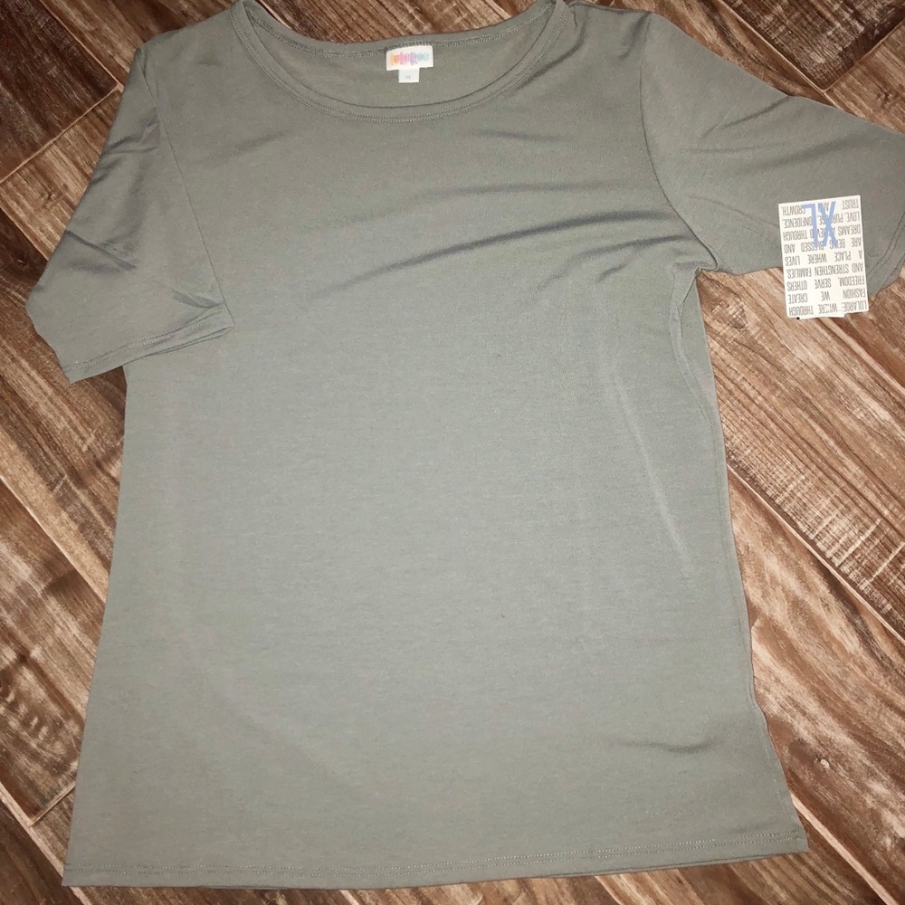 Final price drop now or never! NWT Gigi